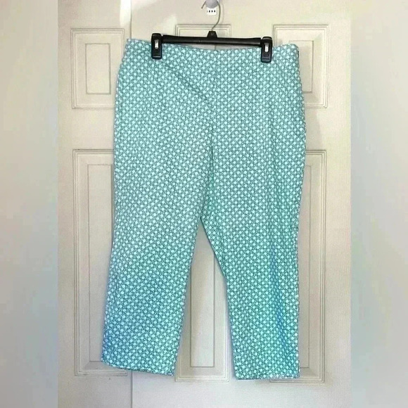 Talbots Pants - Talbots Perfect Crop Turquoise Geometric print 98% Cotton Pants Size 16